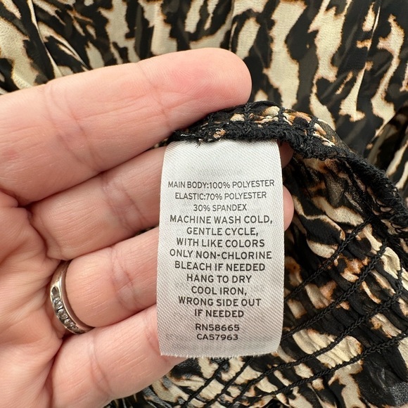 HALOGEN Natural animal print puff sleeve sheer woman’s blouse. NWT SMALL - Picture 8 of 11